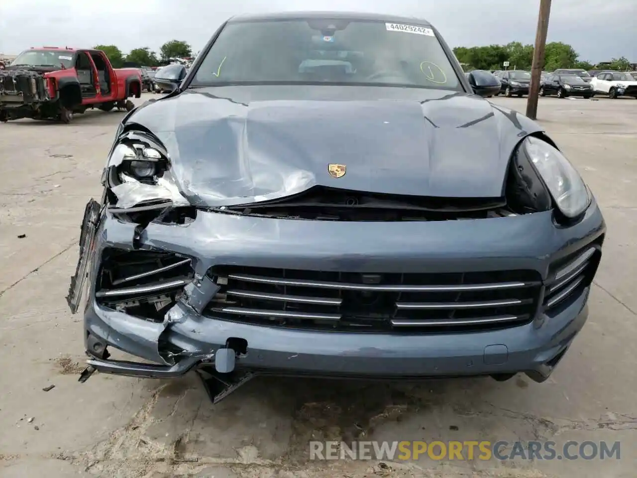 9 Photograph of a damaged car WP1AE2AY9KDA51299 PORSCHE CAYENNE 2019