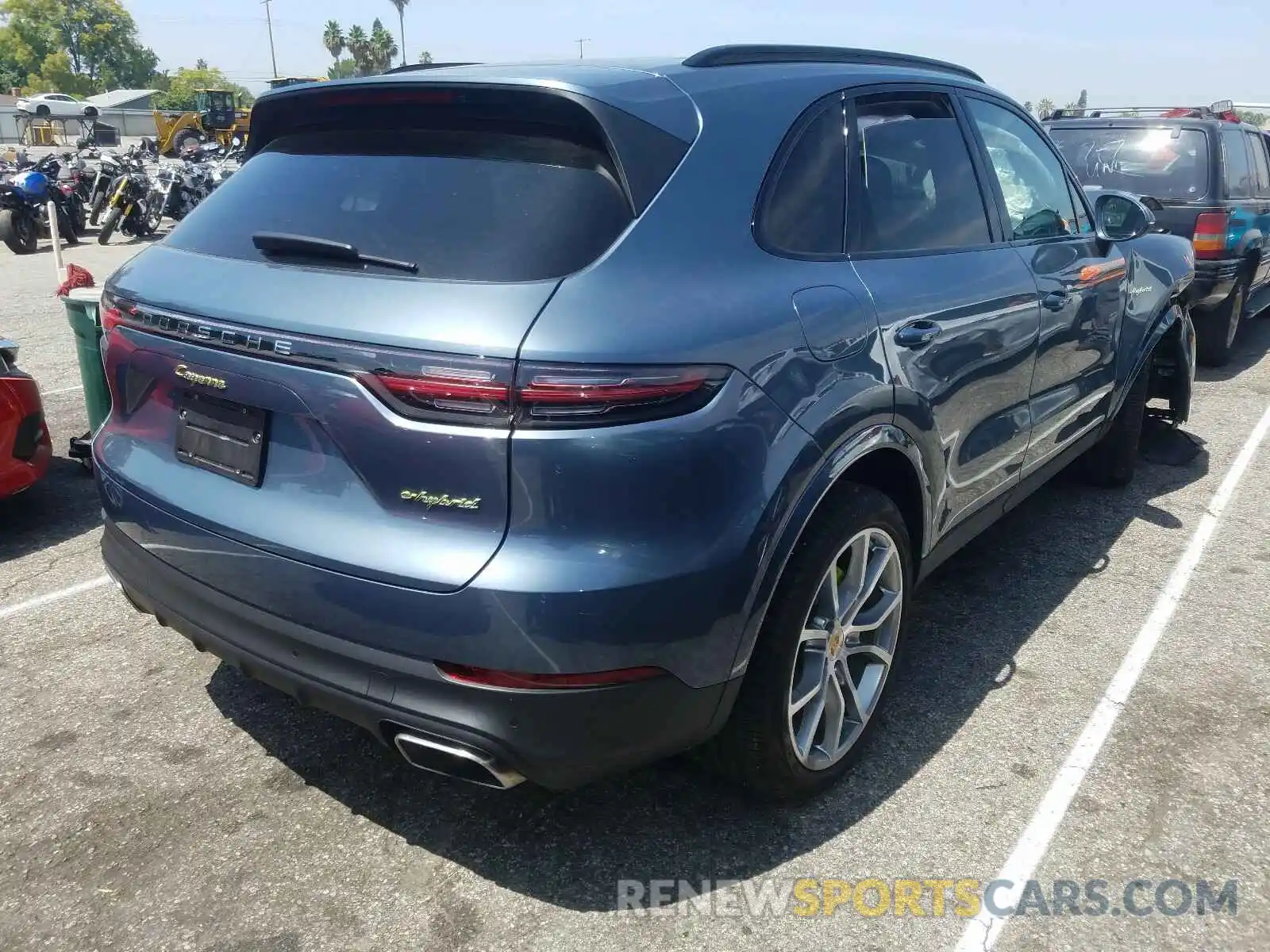 4 Photograph of a damaged car WP1AE2AYXKDA50534 PORSCHE CAYENNE 2019