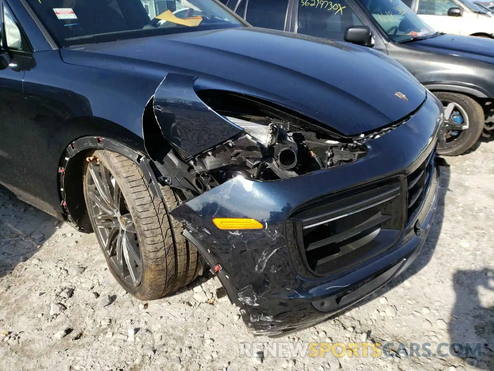 9 Photograph of a damaged car WP1AF2AY0KDA81272 PORSCHE CAYENNE 2019