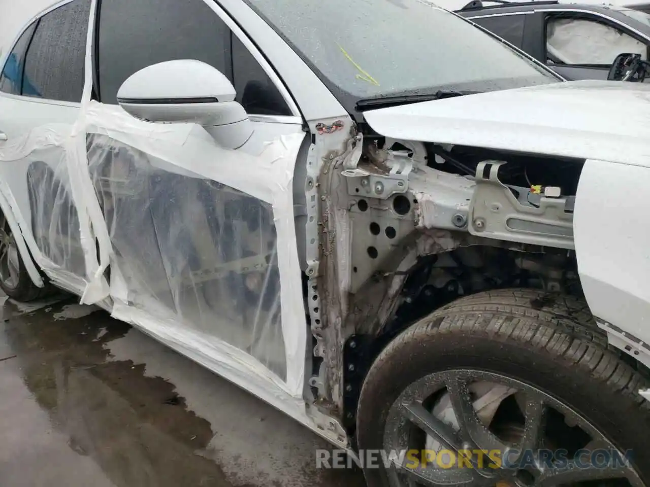 9 Photograph of a damaged car WP1AF2AY1KDA80101 PORSCHE CAYENNE 2019