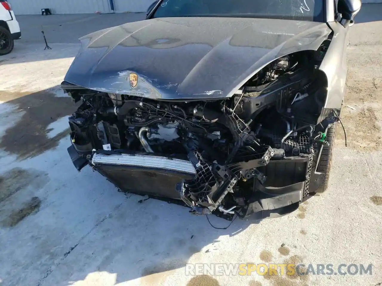 9 Photograph of a damaged car WP1AF2AY1KDA80616 PORSCHE CAYENNE 2019