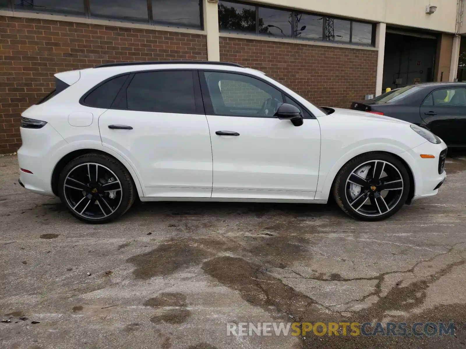 9 Photograph of a damaged car WP1AF2AY3KDA80570 PORSCHE CAYENNE 2019