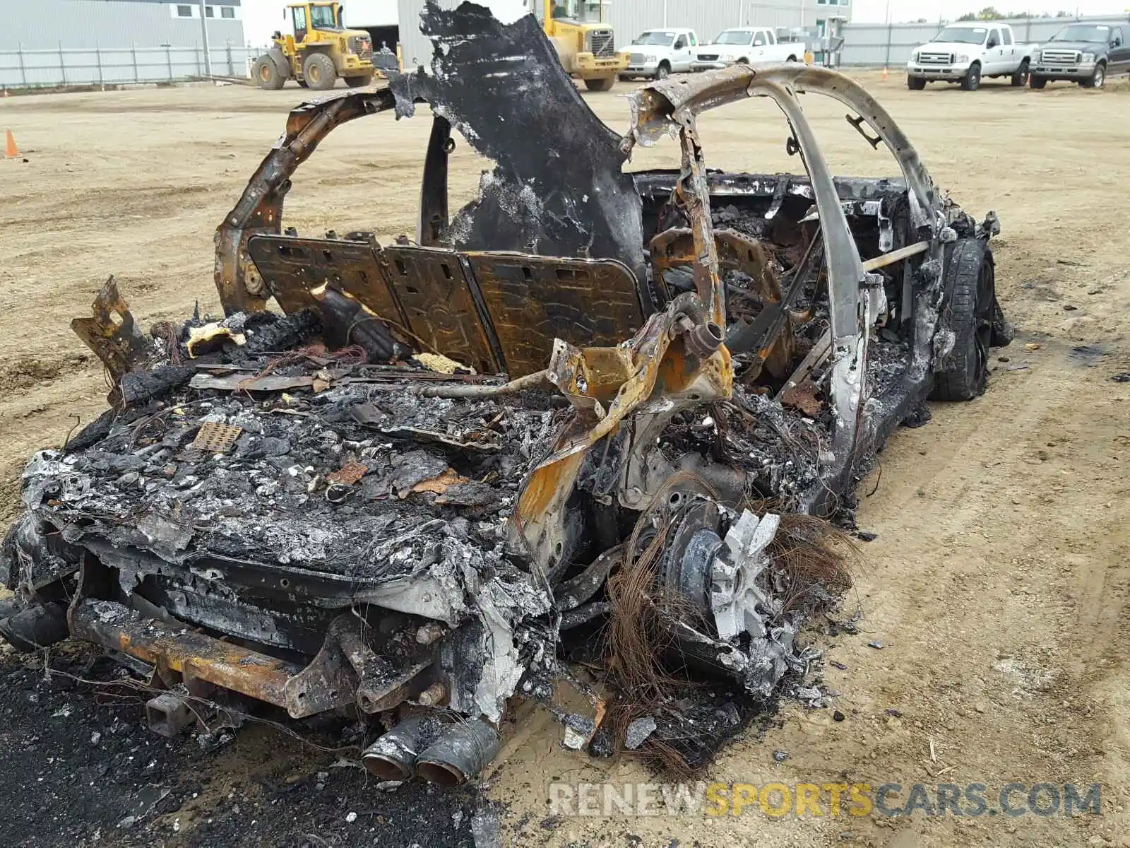 4 Photograph of a damaged car WP1AF2AY3KDA81623 PORSCHE CAYENNE 2019