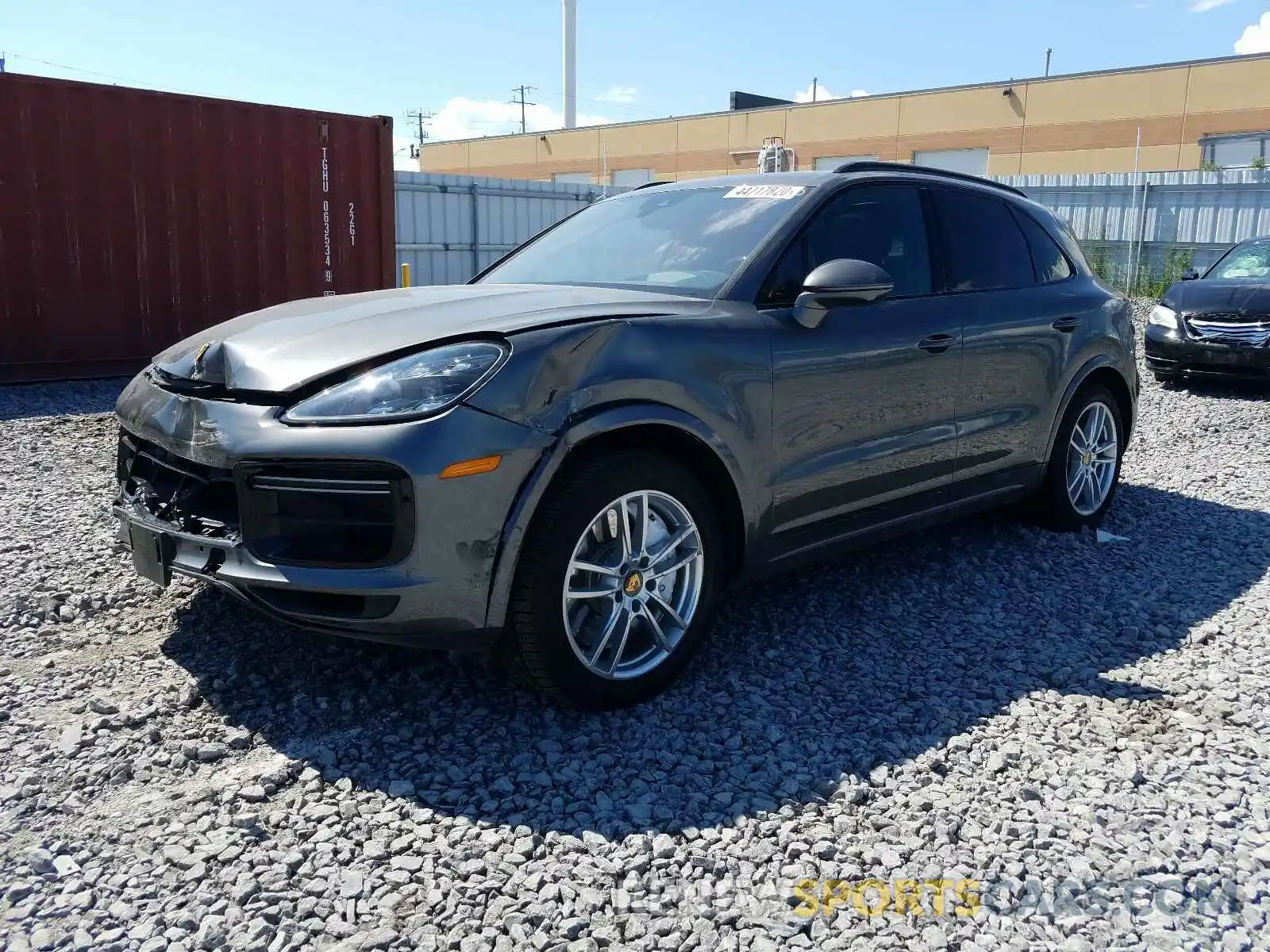 2 Фотография поврежденного автомобиля WP1AF2AY8KDA81049 PORSCHE CAYENNE 2019