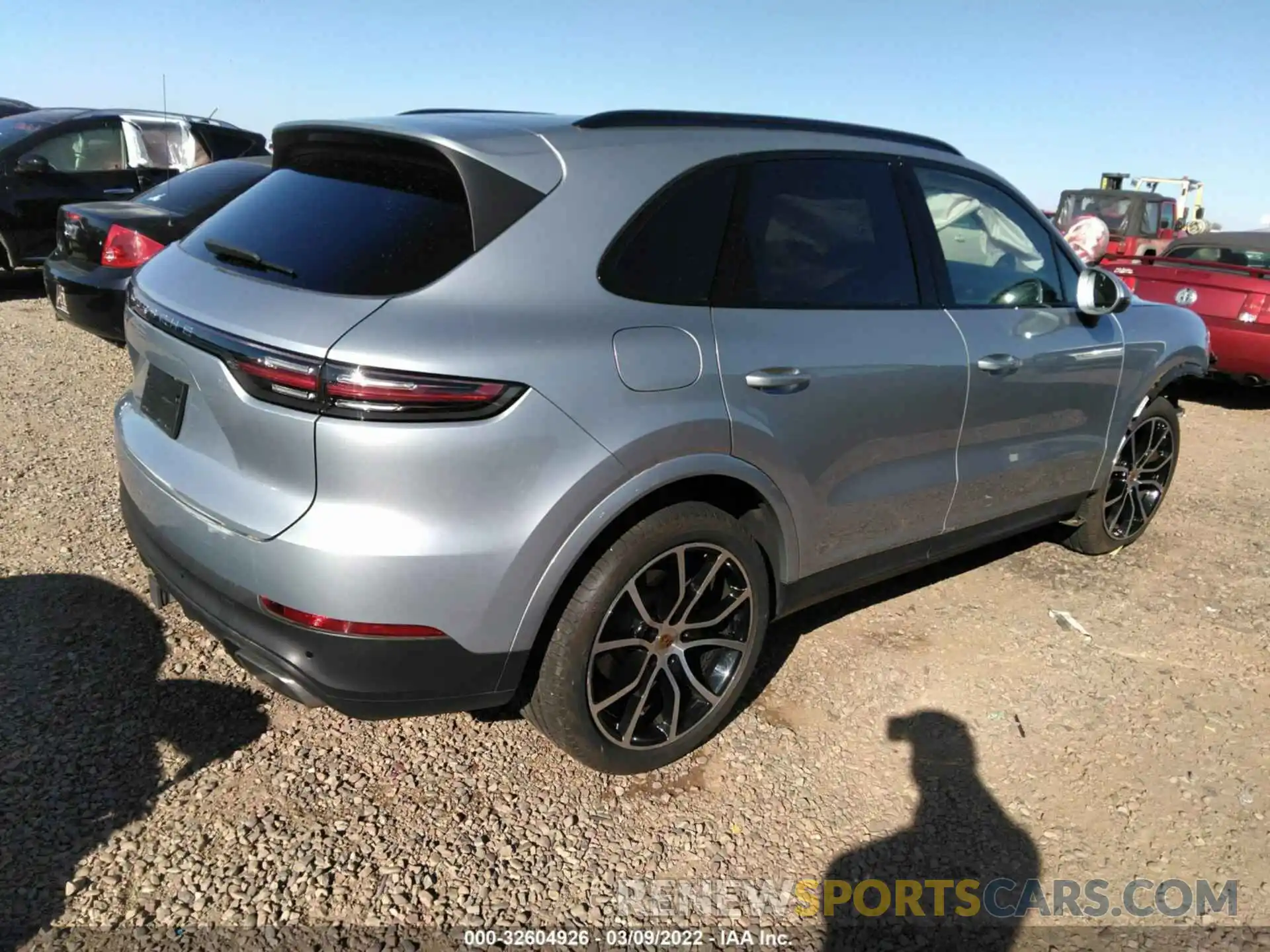 4 Фотография поврежденного автомобиля WP1AA2AY0LDA01243 PORSCHE CAYENNE 2020