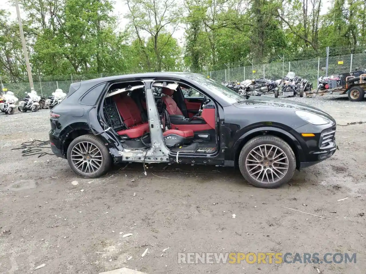 9 Photograph of a damaged car WP1AA2AY0LDA03011 PORSCHE CAYENNE 2020