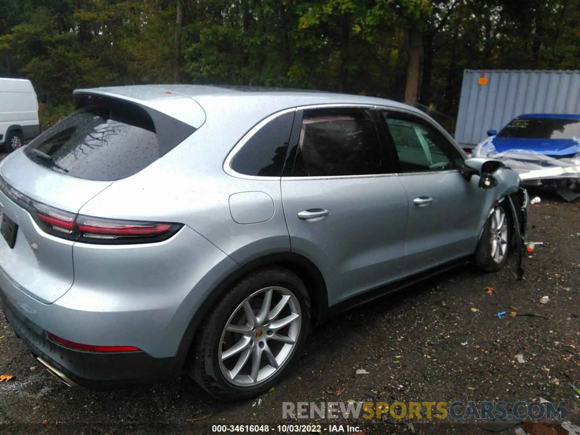 4 Photograph of a damaged car WP1AA2AY0LDA05048 PORSCHE CAYENNE 2020