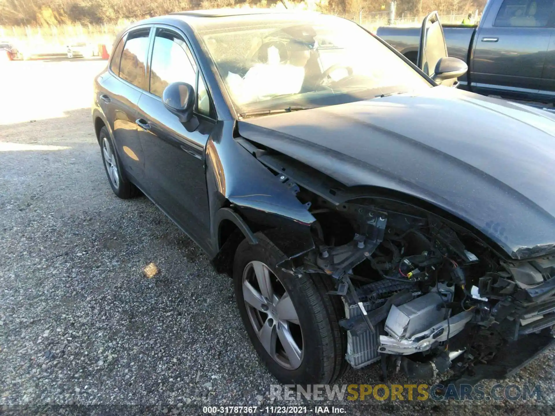 1 Photograph of a damaged car WP1AA2AY1LDA00635 PORSCHE CAYENNE 2020