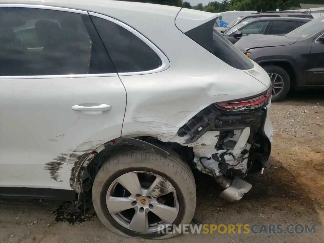 9 Photograph of a damaged car WP1AA2AY2LDA01194 PORSCHE CAYENNE 2020