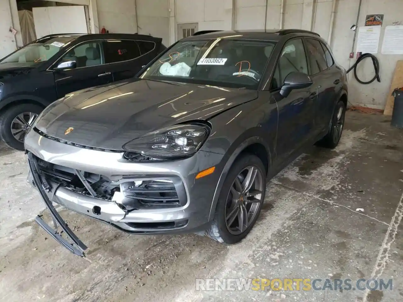 2 Фотография поврежденного автомобиля WP1AA2AY3LDA05741 PORSCHE CAYENNE 2020