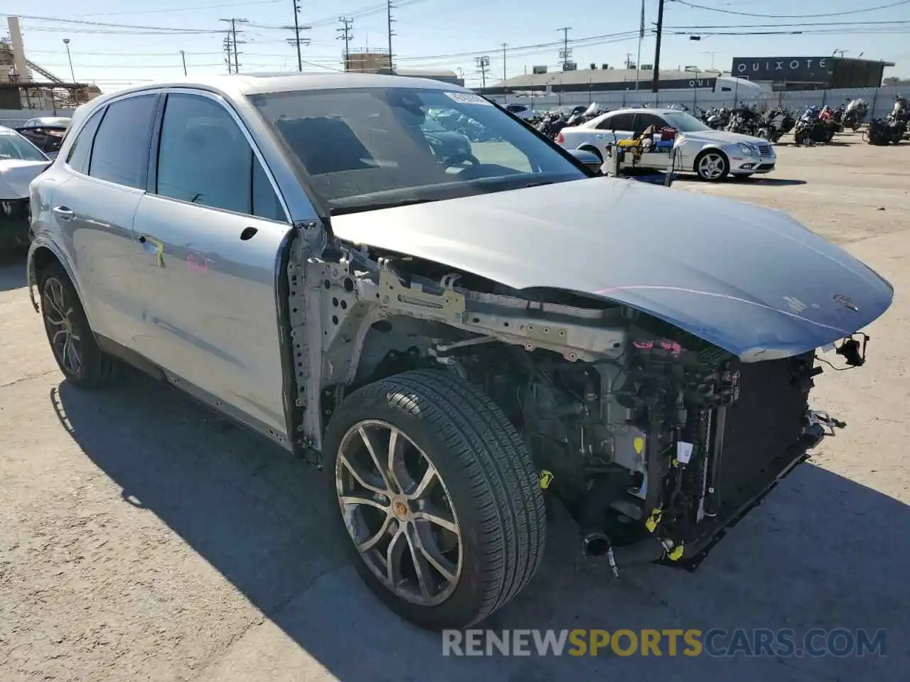 4 Photograph of a damaged car WP1AA2AY5LDA02940 PORSCHE CAYENNE 2020