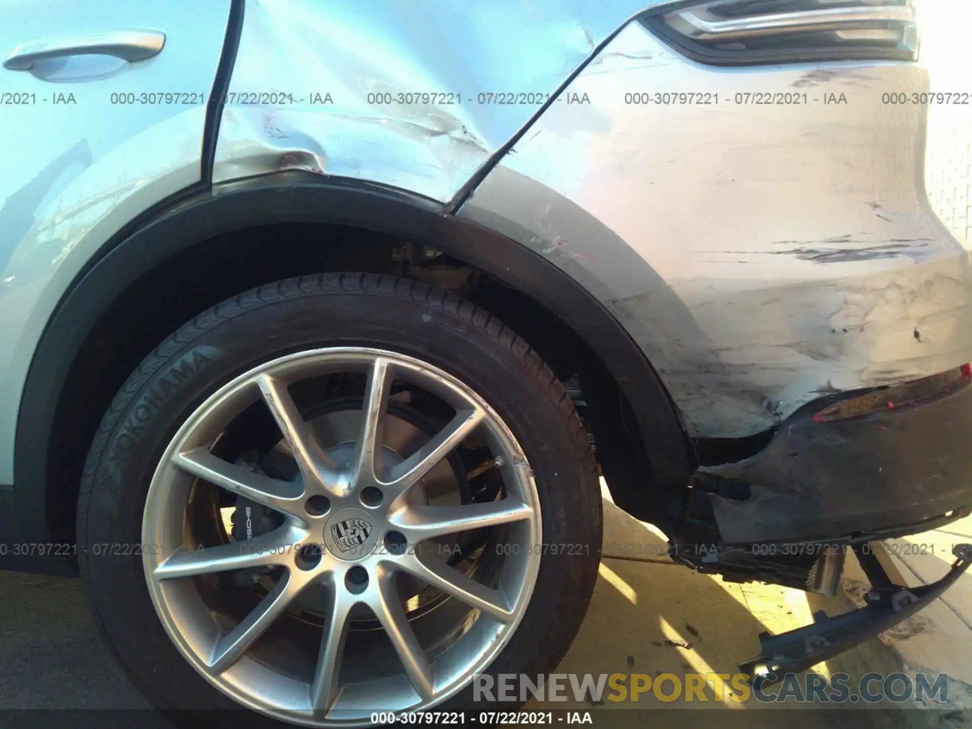 6 Photograph of a damaged car WP1AA2AY8LDA07615 PORSCHE CAYENNE 2020