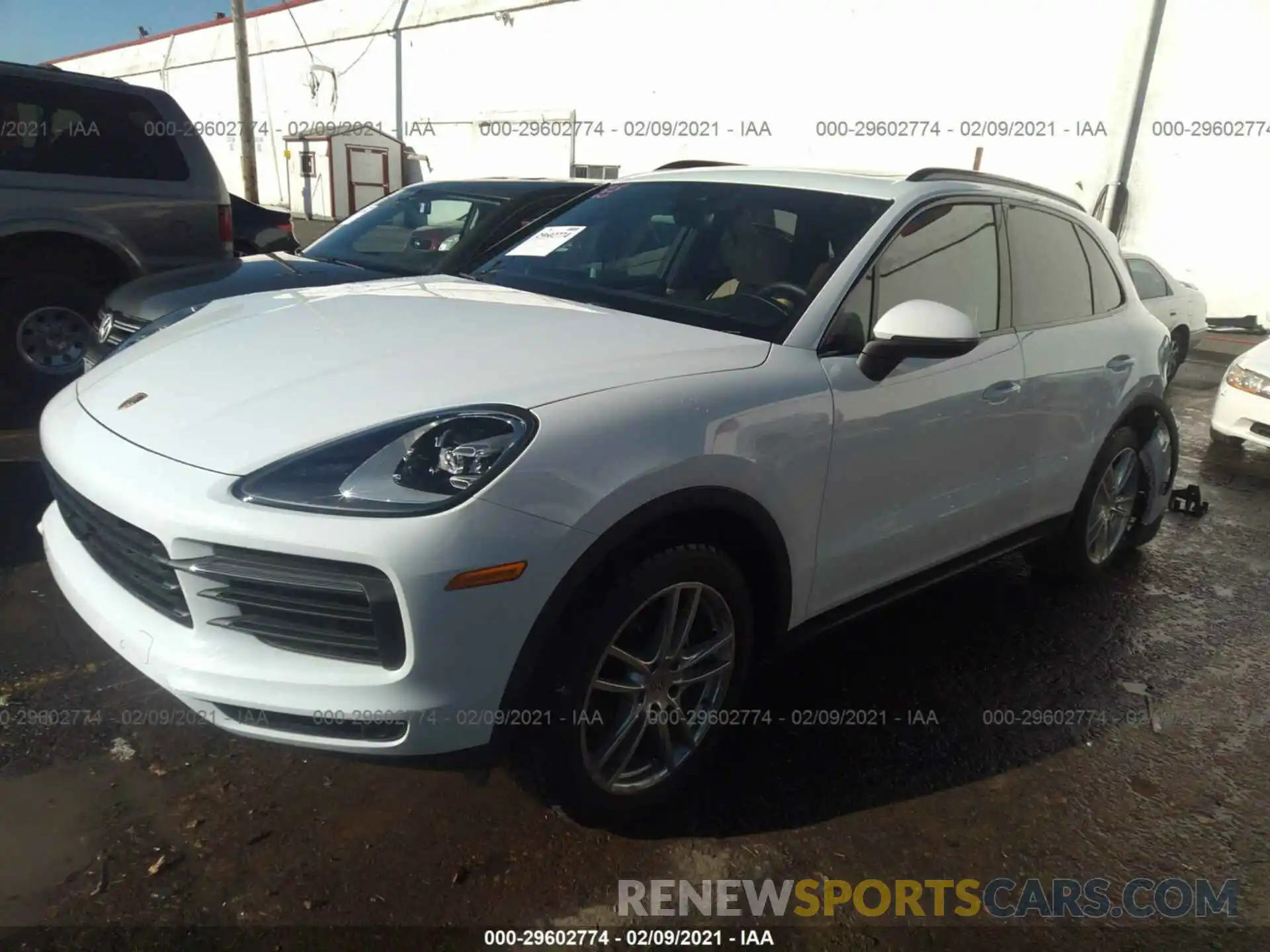 2 Фотография поврежденного автомобиля WP1AA2AY8LDA08280 PORSCHE CAYENNE 2020