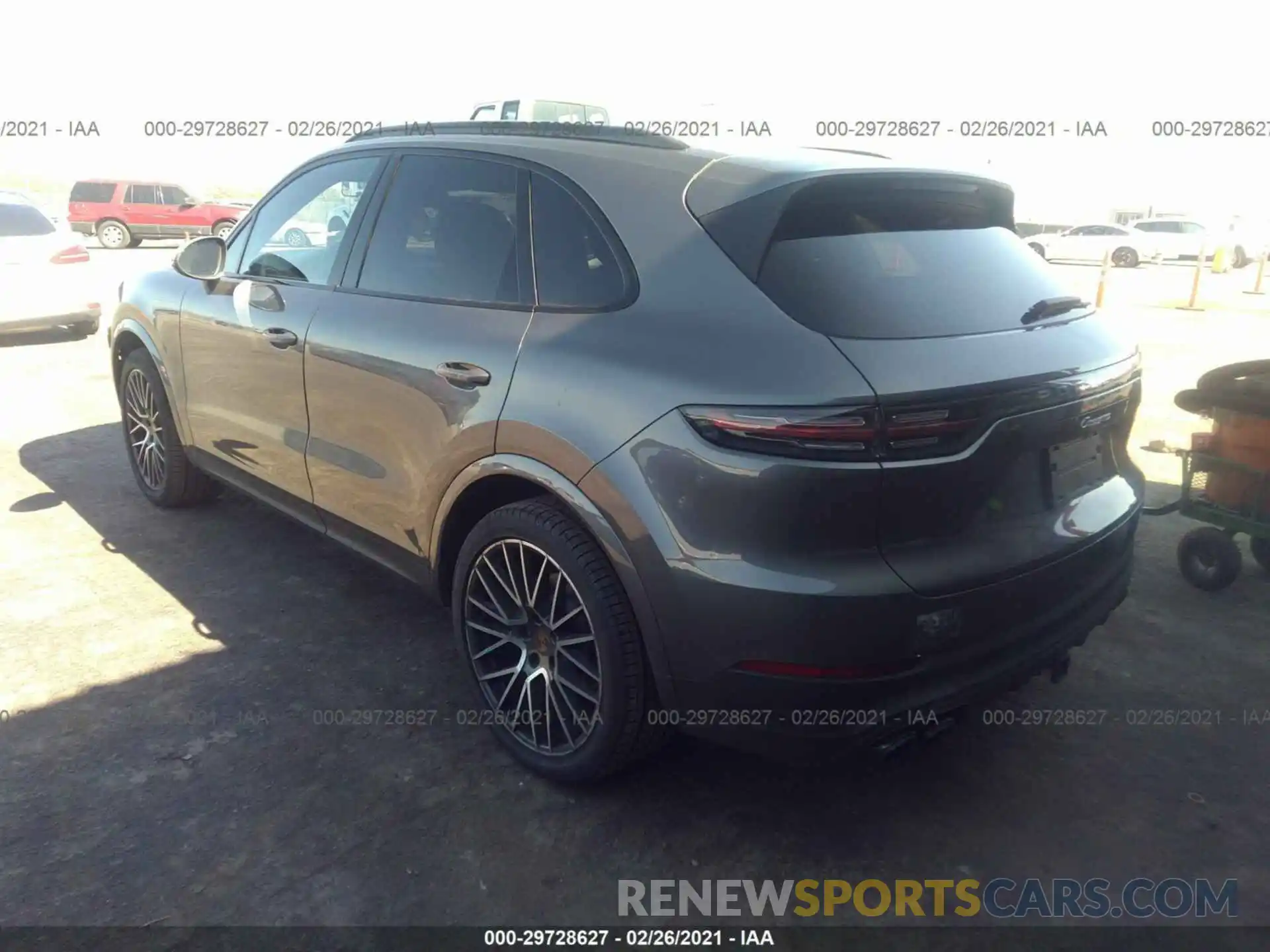 3 Фотография поврежденного автомобиля WP1AA2AY9LDA00334 PORSCHE CAYENNE 2020