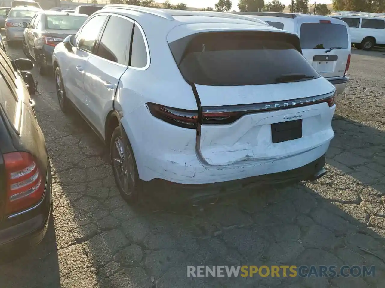 3 Photograph of a damaged car WP1AA2AY9LDA05615 PORSCHE CAYENNE 2020