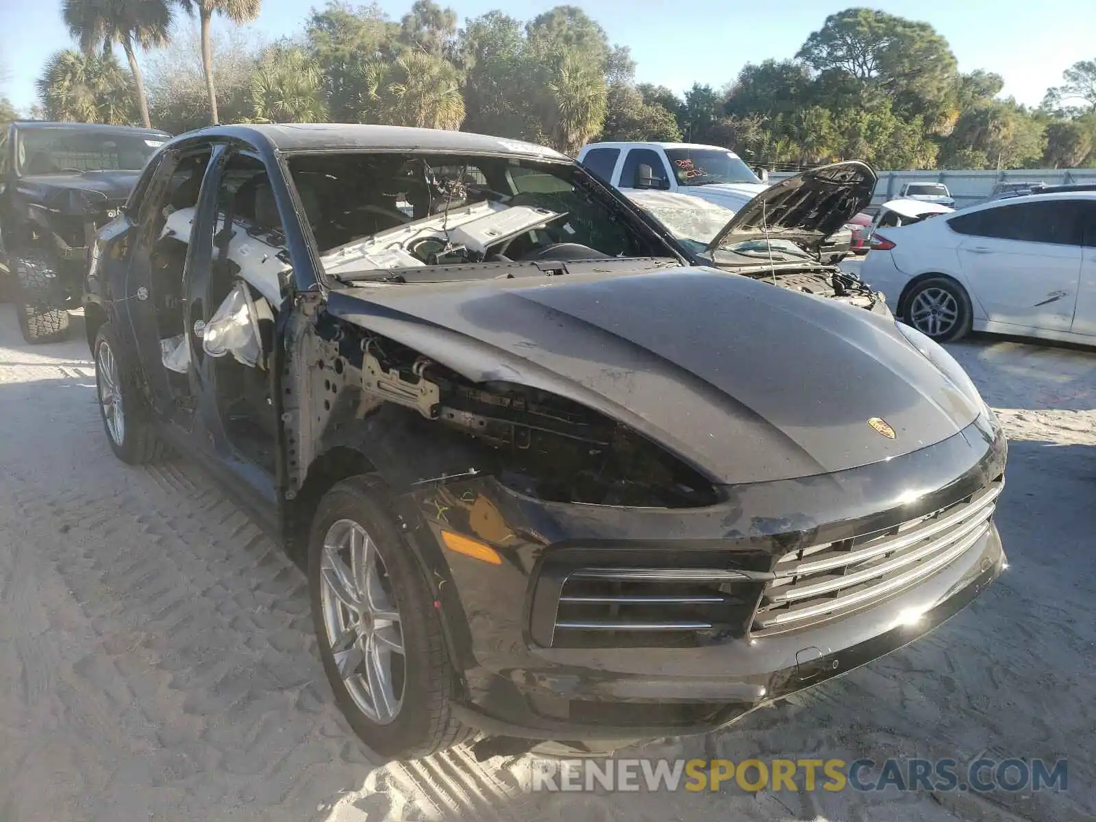 1 Photograph of a damaged car WP1AA2AY9LDA10409 PORSCHE CAYENNE 2020