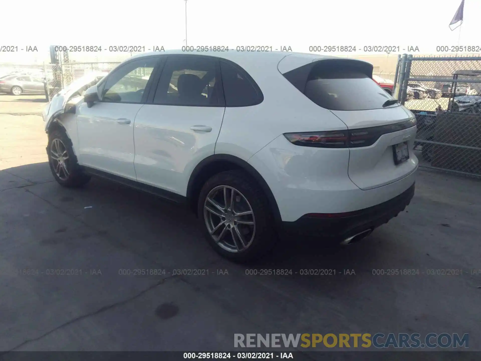 3 Фотография поврежденного автомобиля WP1AA2AYXLDA10449 PORSCHE CAYENNE 2020