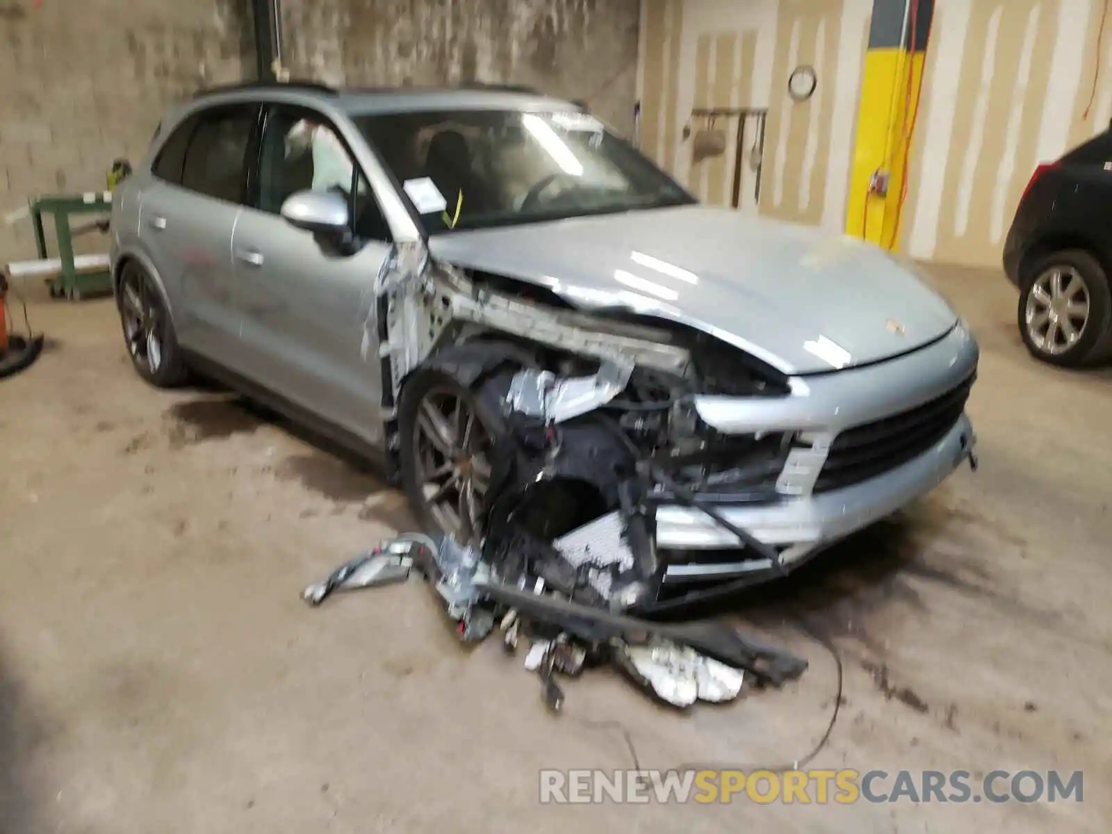 1 Photograph of a damaged car WP1AB2AY5LDA27737 PORSCHE CAYENNE 2020