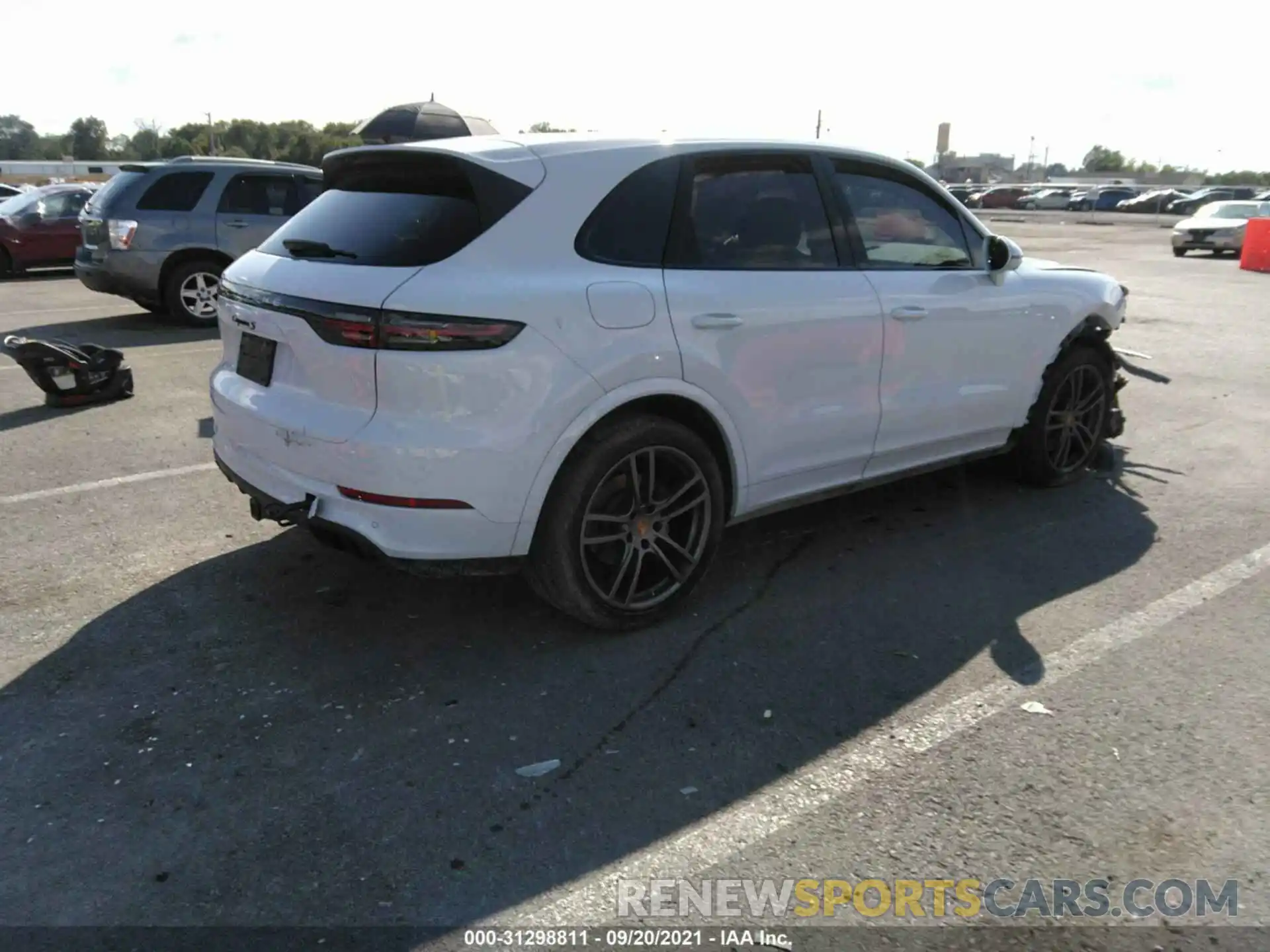 4 Photograph of a damaged car WP1AB2AY8LDA27733 PORSCHE CAYENNE 2020