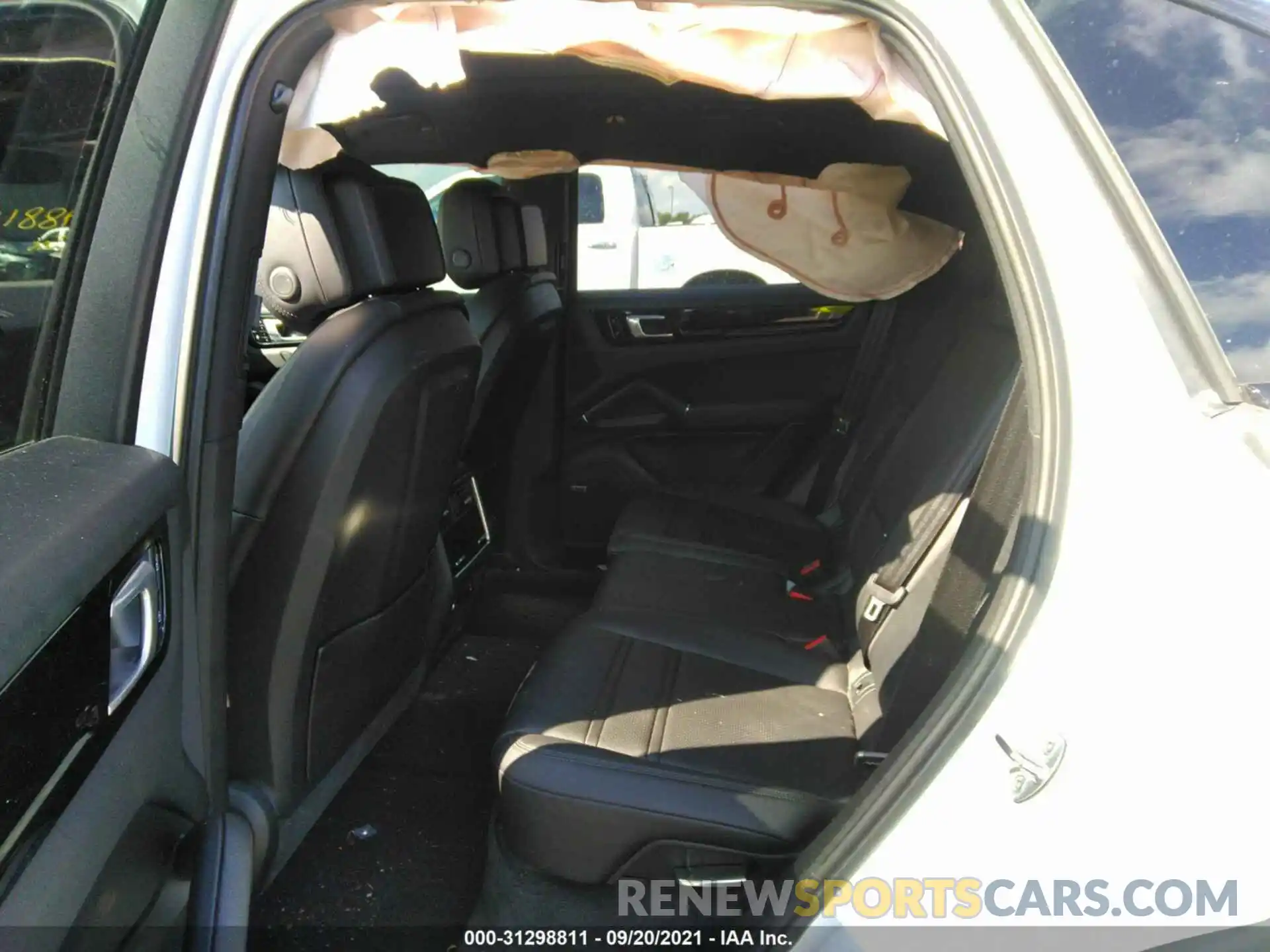 8 Photograph of a damaged car WP1AB2AY8LDA27733 PORSCHE CAYENNE 2020