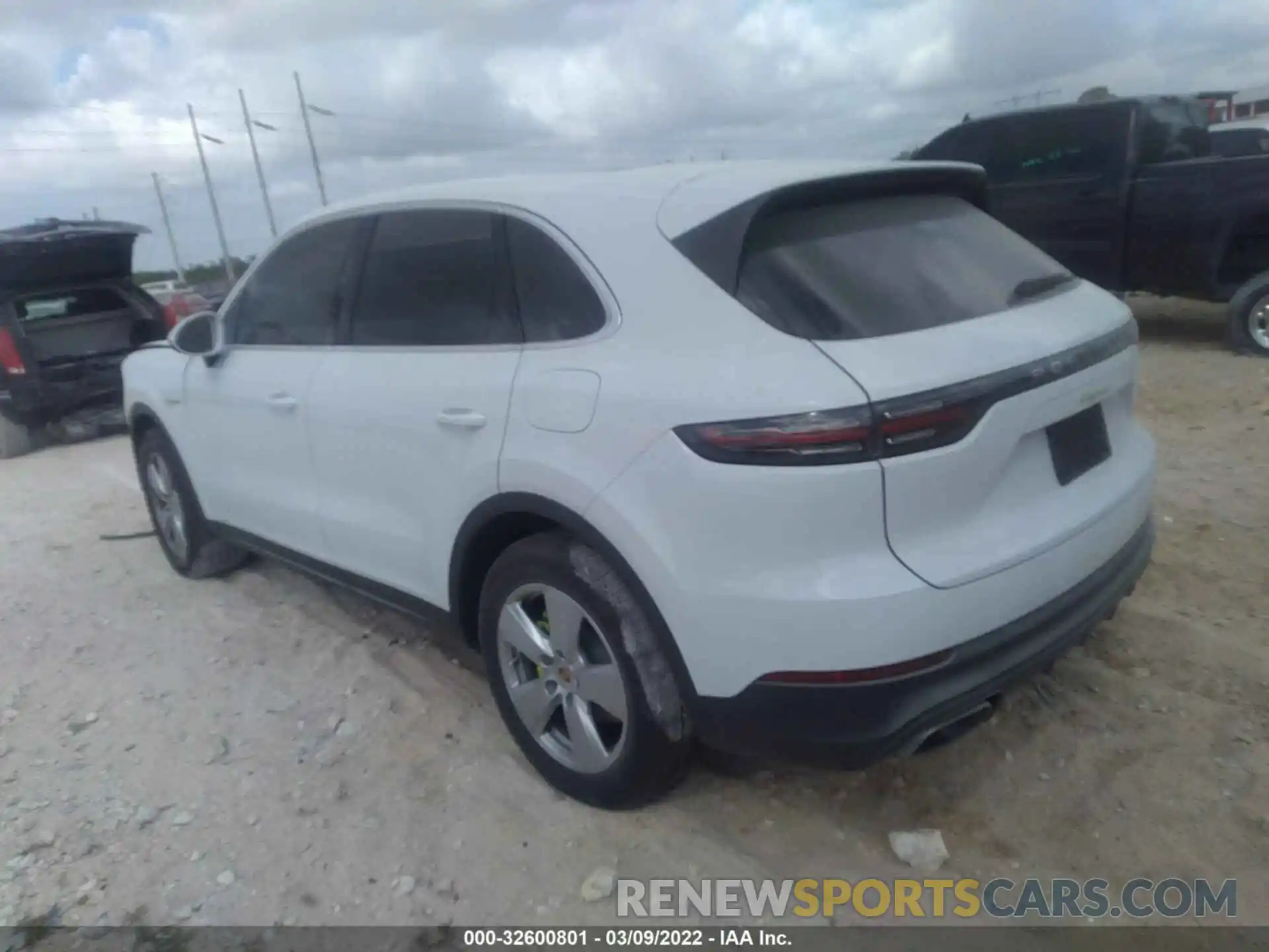 3 Photograph of a damaged car WP1AE2AY3LDA22494 PORSCHE CAYENNE 2020