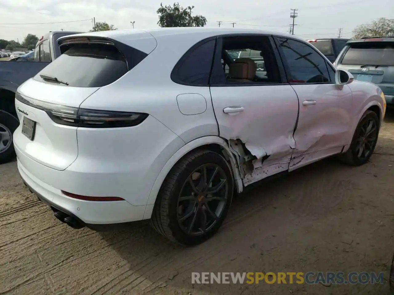 4 Photograph of a damaged car WP1AF2AY0LDA39069 PORSCHE CAYENNE 2020