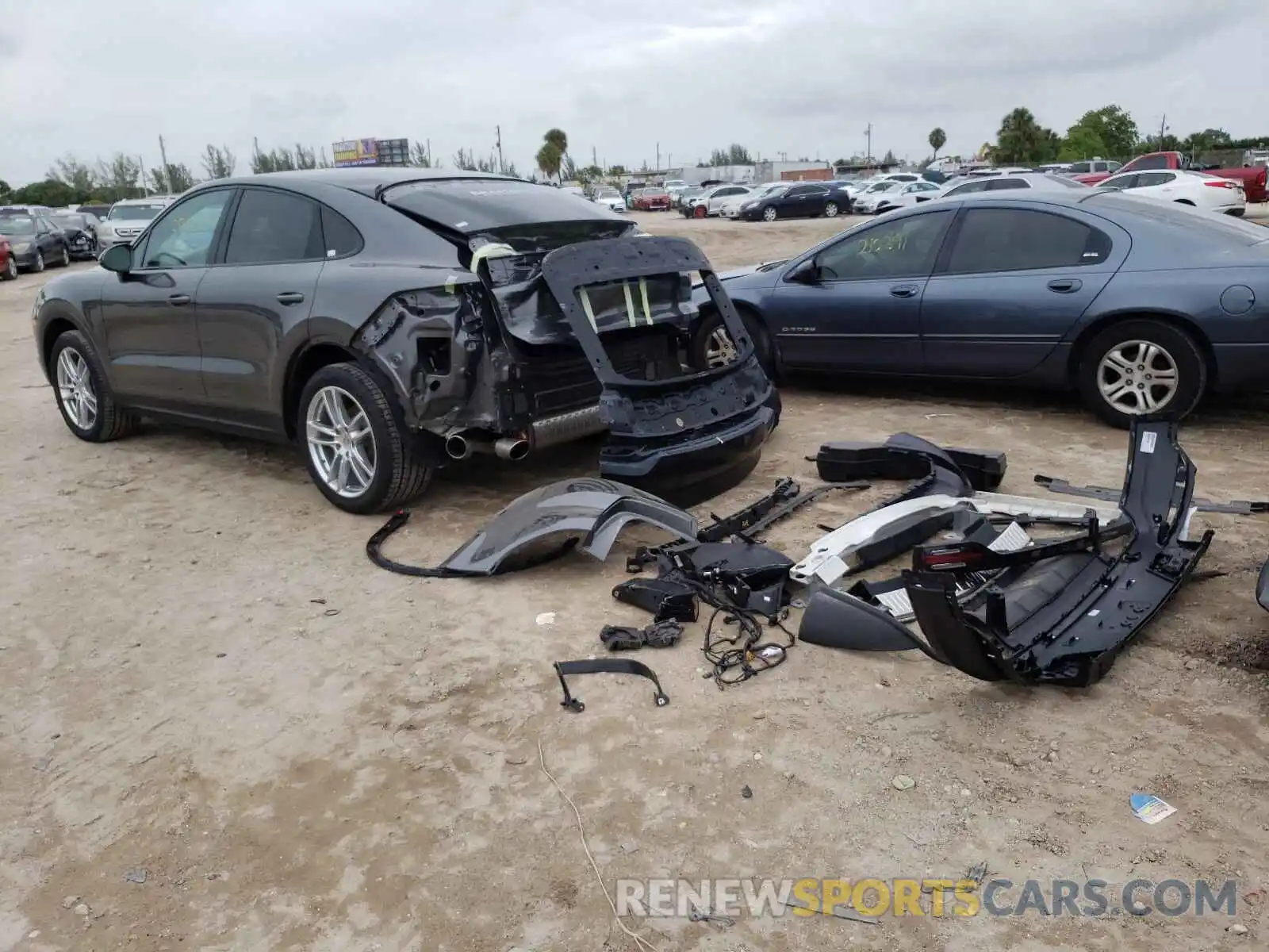 3 Photograph of a damaged car WP1BB2AY1LDA57662 PORSCHE CAYENNE 2020