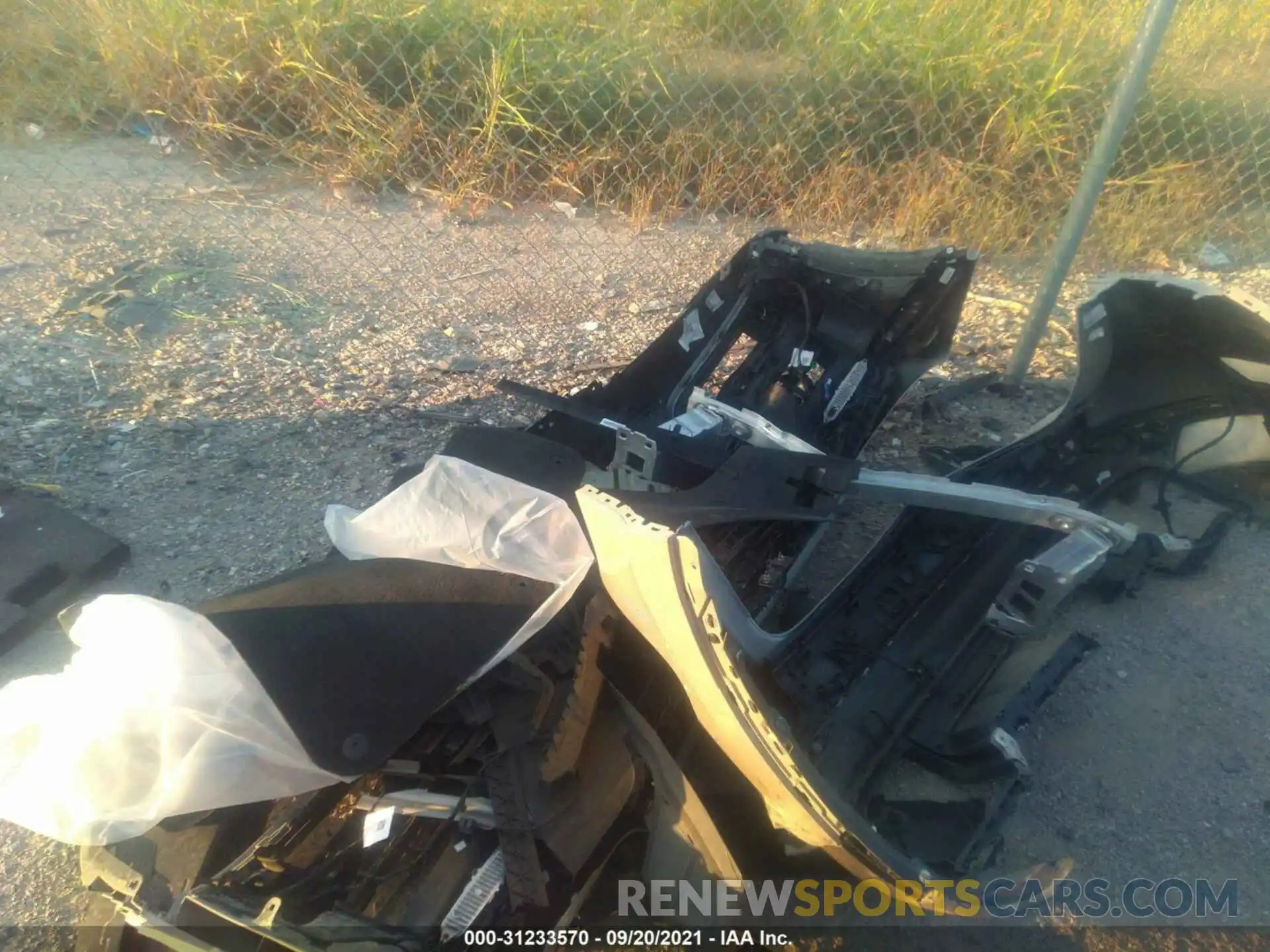 12 Photograph of a damaged car WP1AA2AY5MDA01692 PORSCHE CAYENNE 2021