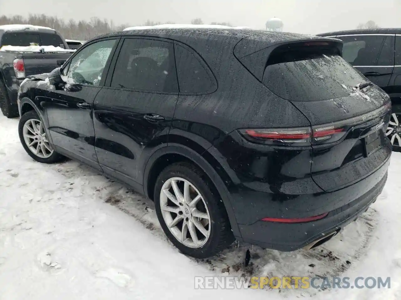 2 Фотография поврежденного автомобиля WP1AA2AY9MDA10153 PORSCHE CAYENNE 2021