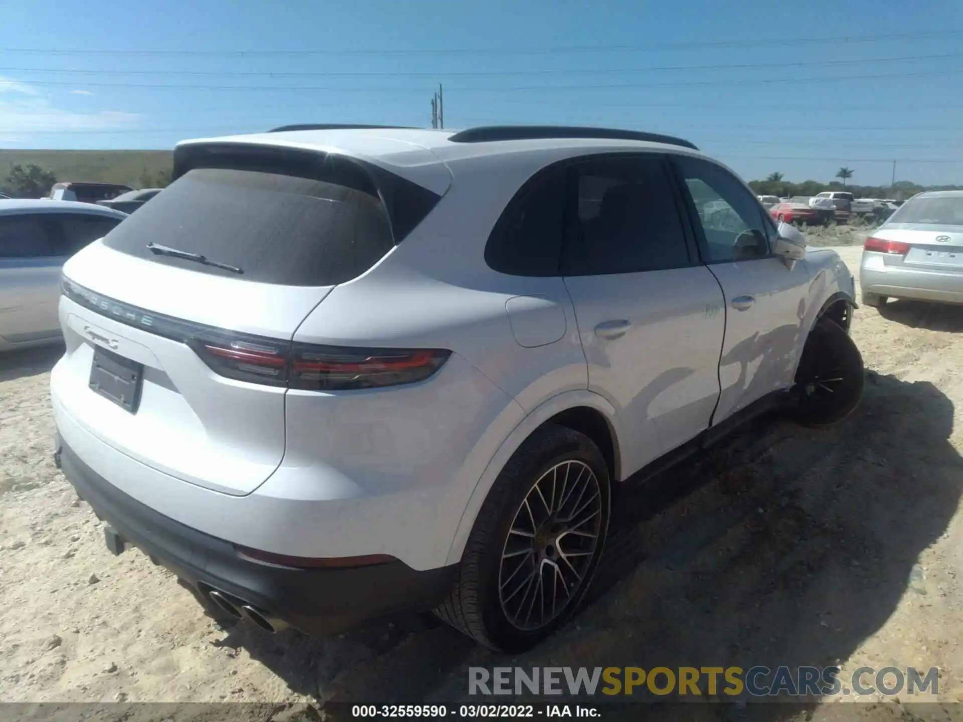 4 Фотография поврежденного автомобиля WP1AB2AY1MDA28093 PORSCHE CAYENNE 2021