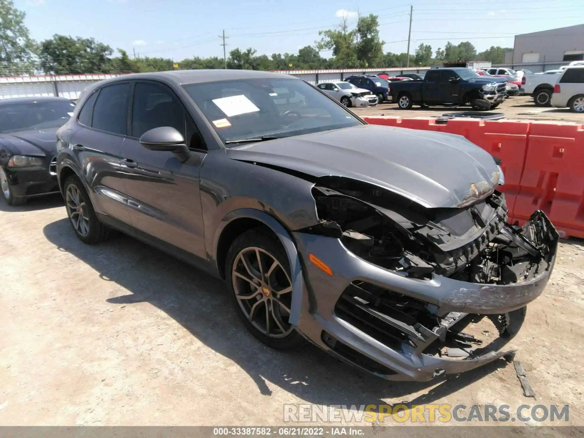 1 Photograph of a damaged car WP1AB2AYXMDA28075 PORSCHE CAYENNE 2021