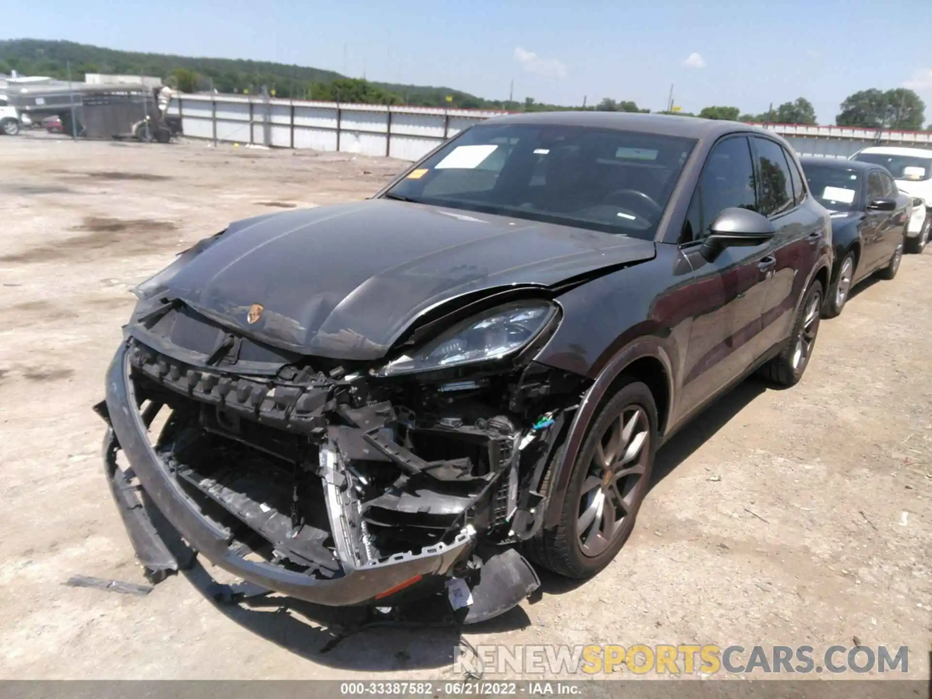 2 Photograph of a damaged car WP1AB2AYXMDA28075 PORSCHE CAYENNE 2021