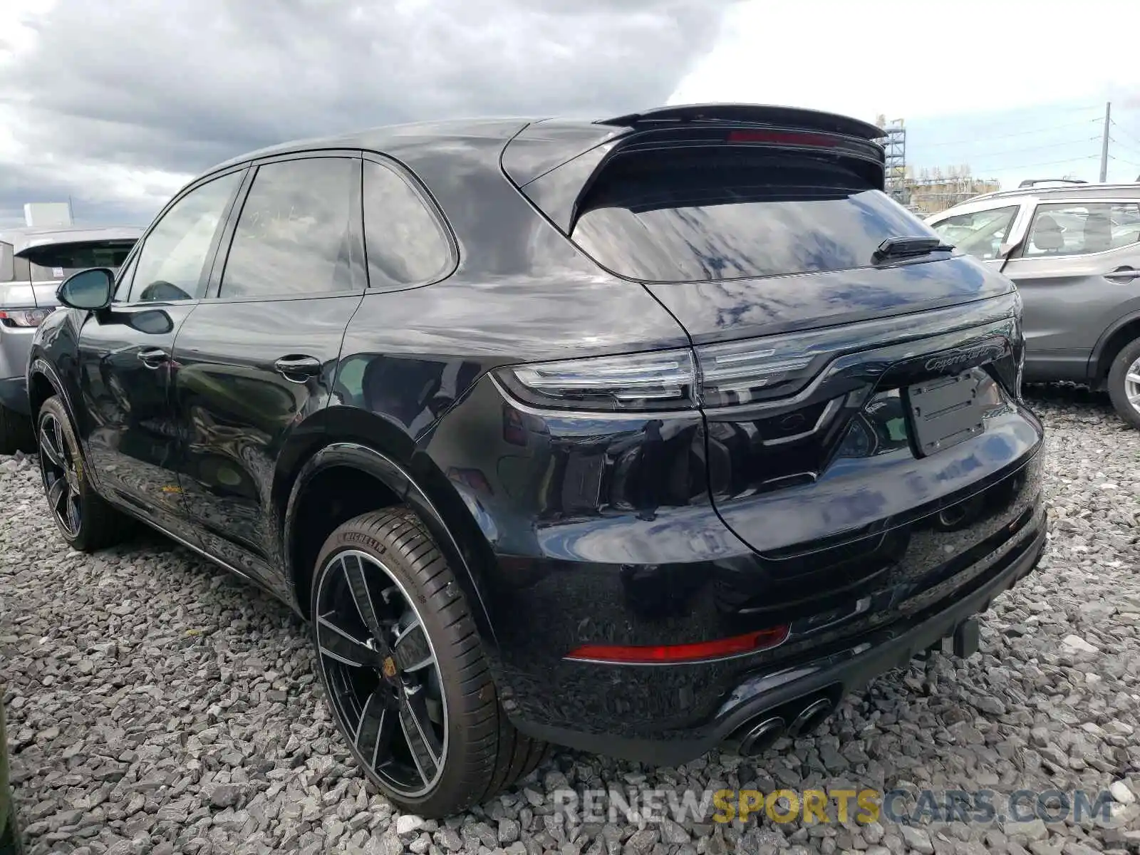 3 Фотография поврежденного автомобиля WP1AF2AY5MDA36038 PORSCHE CAYENNE 2021