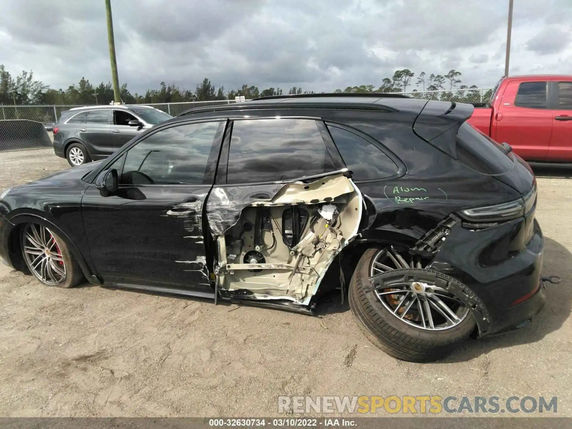 6 Photograph of a damaged car WP1AG2AY3MDA33233 PORSCHE CAYENNE 2021