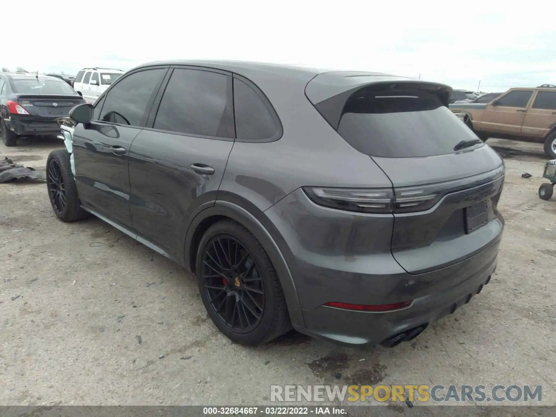 3 Фотография поврежденного автомобиля WP1AG2AY5MDA33248 PORSCHE CAYENNE 2021