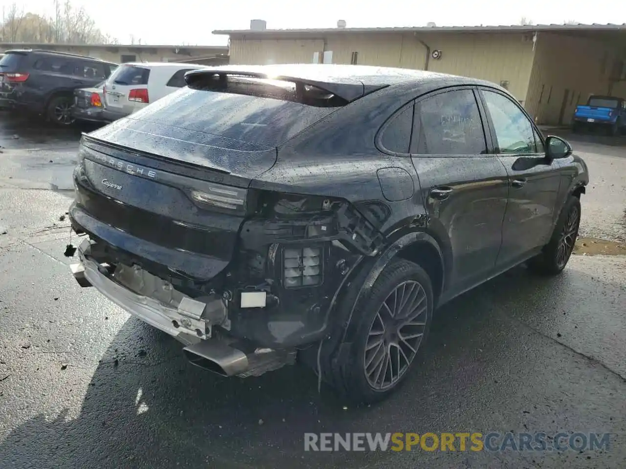 4 Photograph of a damaged car WP1BA2AY2MDA40700 PORSCHE CAYENNE 2021