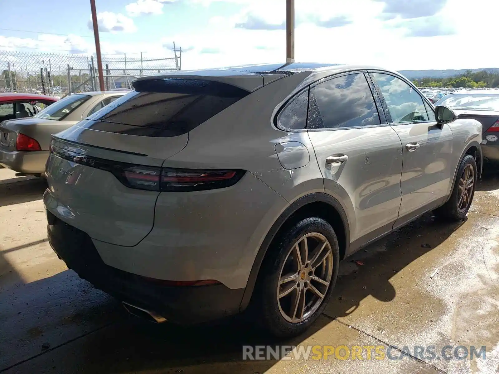 4 Photograph of a damaged car WP1BA2AY2MDA41572 PORSCHE CAYENNE 2021