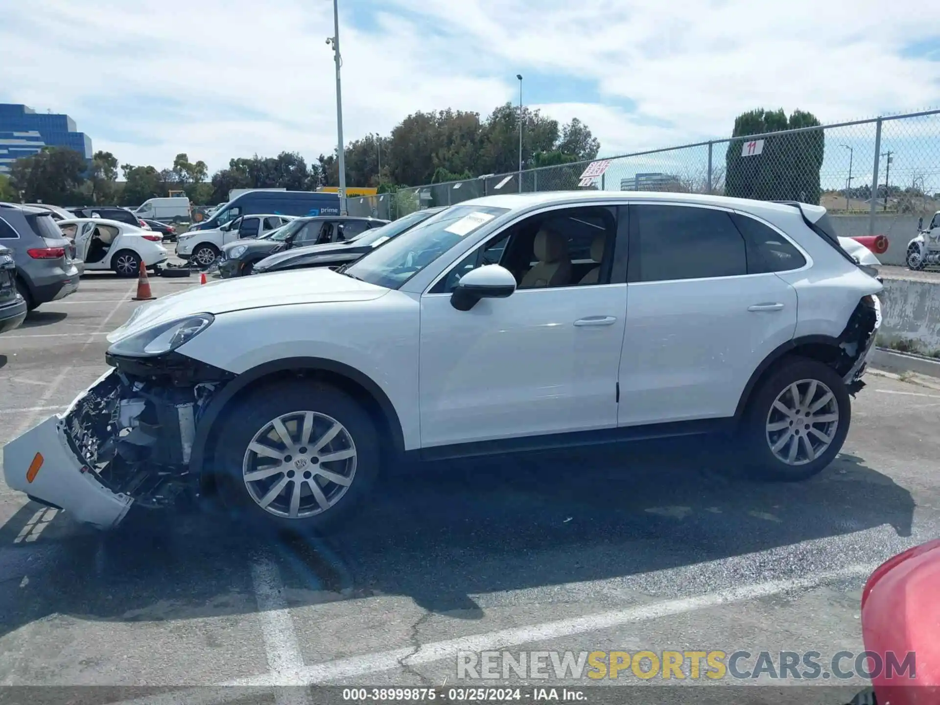 14 Photograph of a damaged car WP1AA2AY8NDA00795 PORSCHE CAYENNE 2022