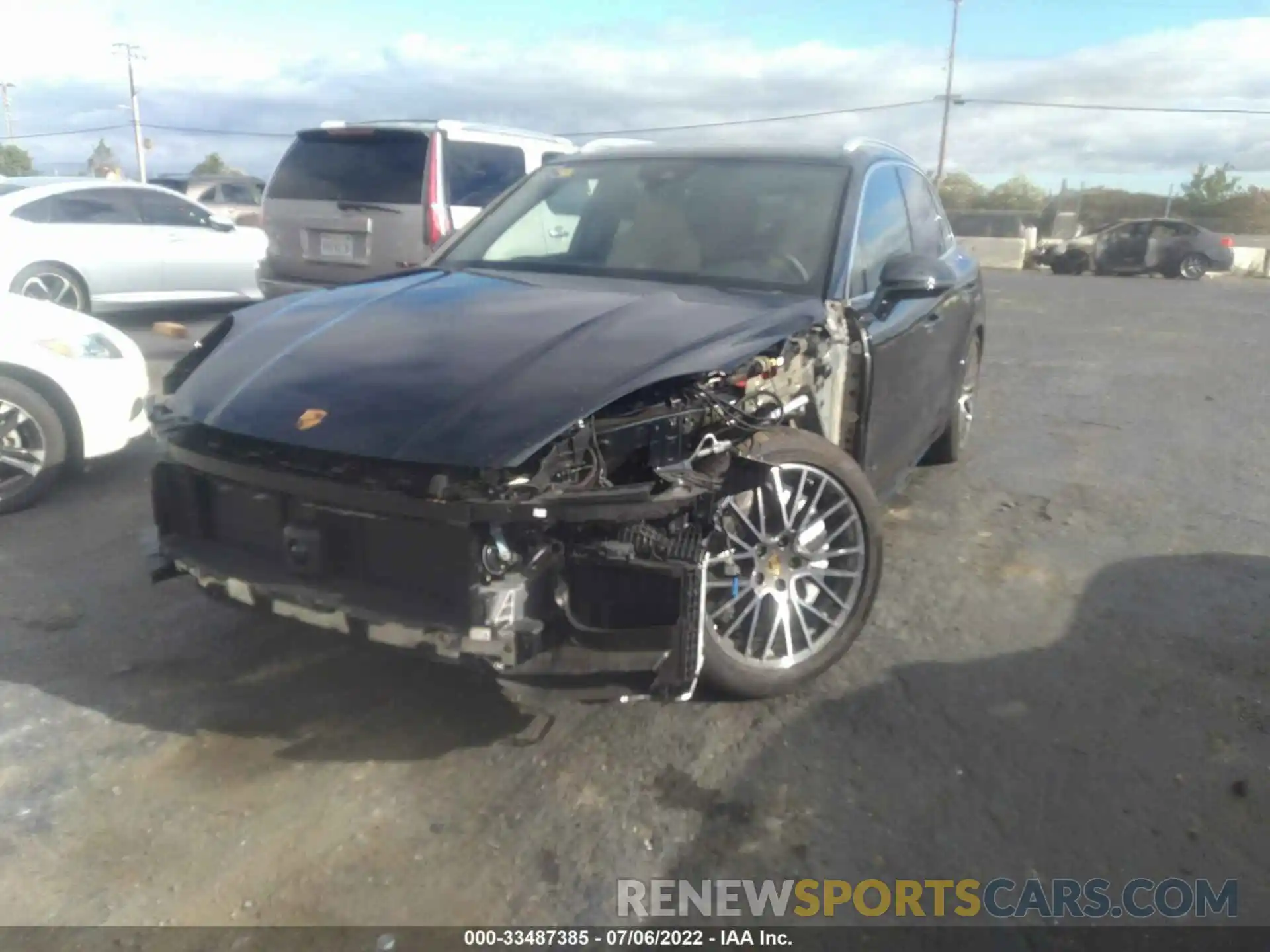 2 Photograph of a damaged car WP1AF2AY8NDA44037 PORSCHE CAYENNE 2022