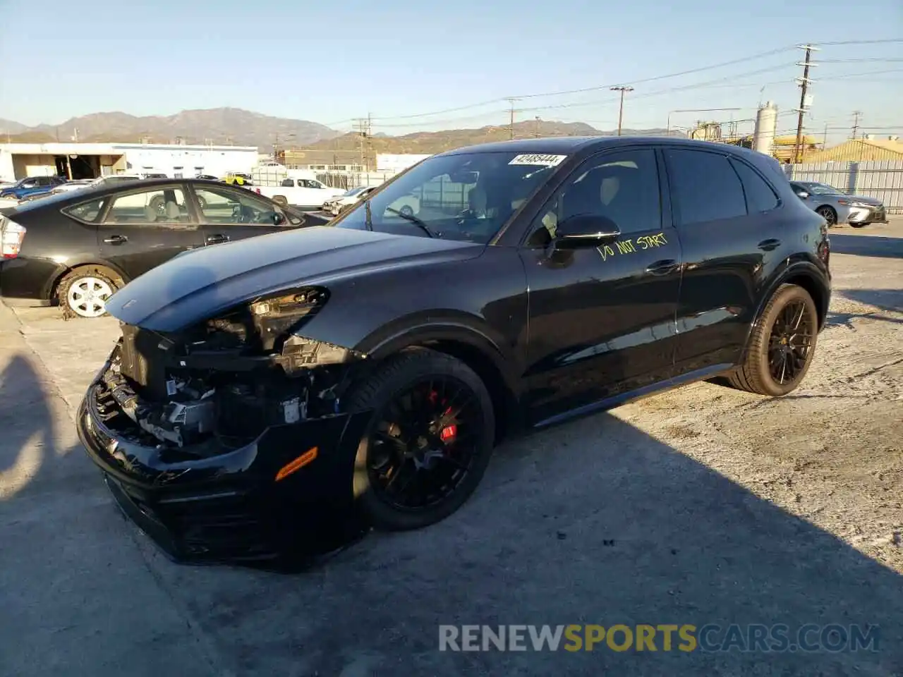 1 Photograph of a damaged car WP1AG2AY6NDA38461 PORSCHE CAYENNE 2022