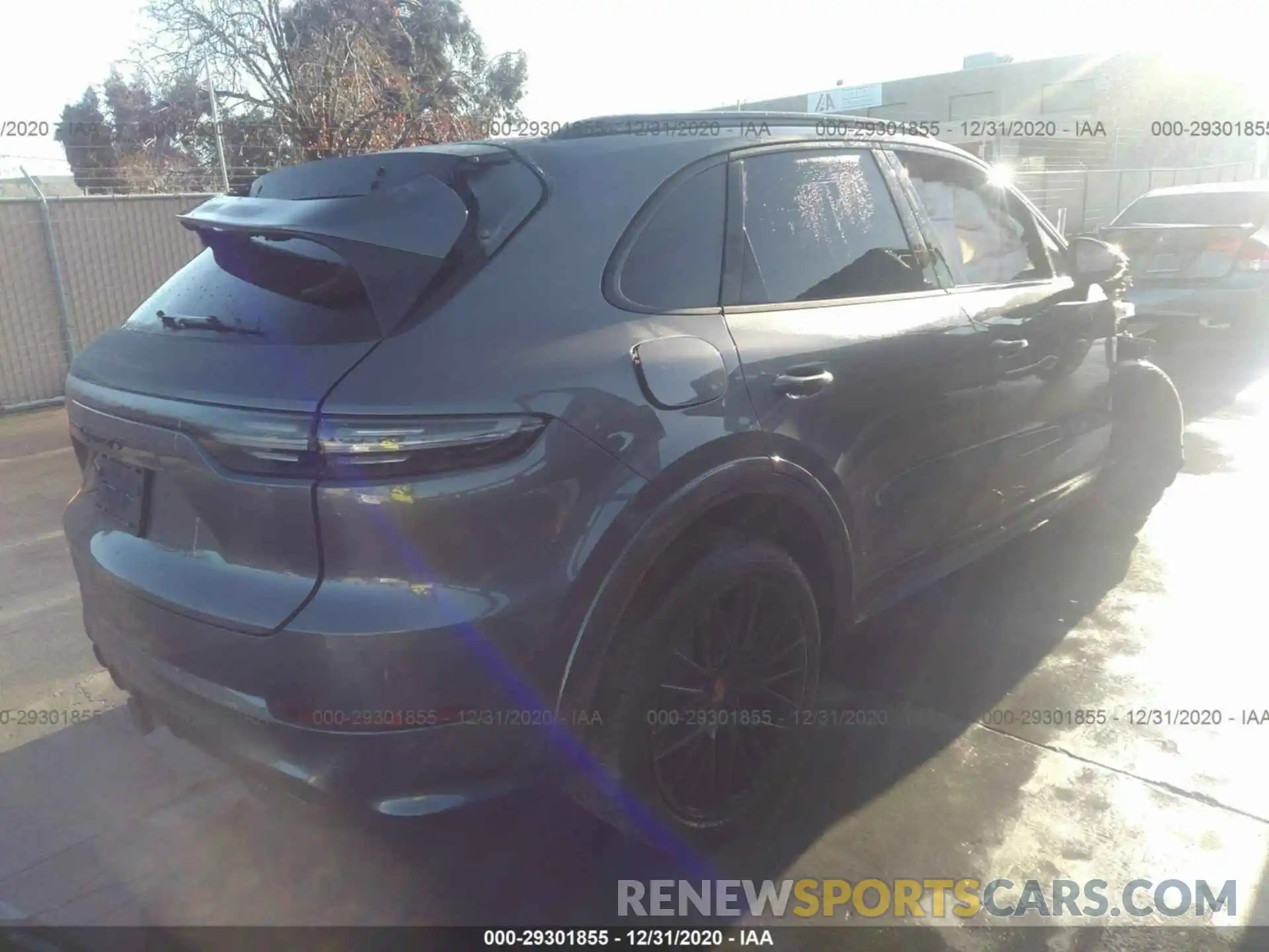 4 Фотография поврежденного автомобиля WP1AG2AY6MDA33937 PORSCHE CAYENNE GT 2021