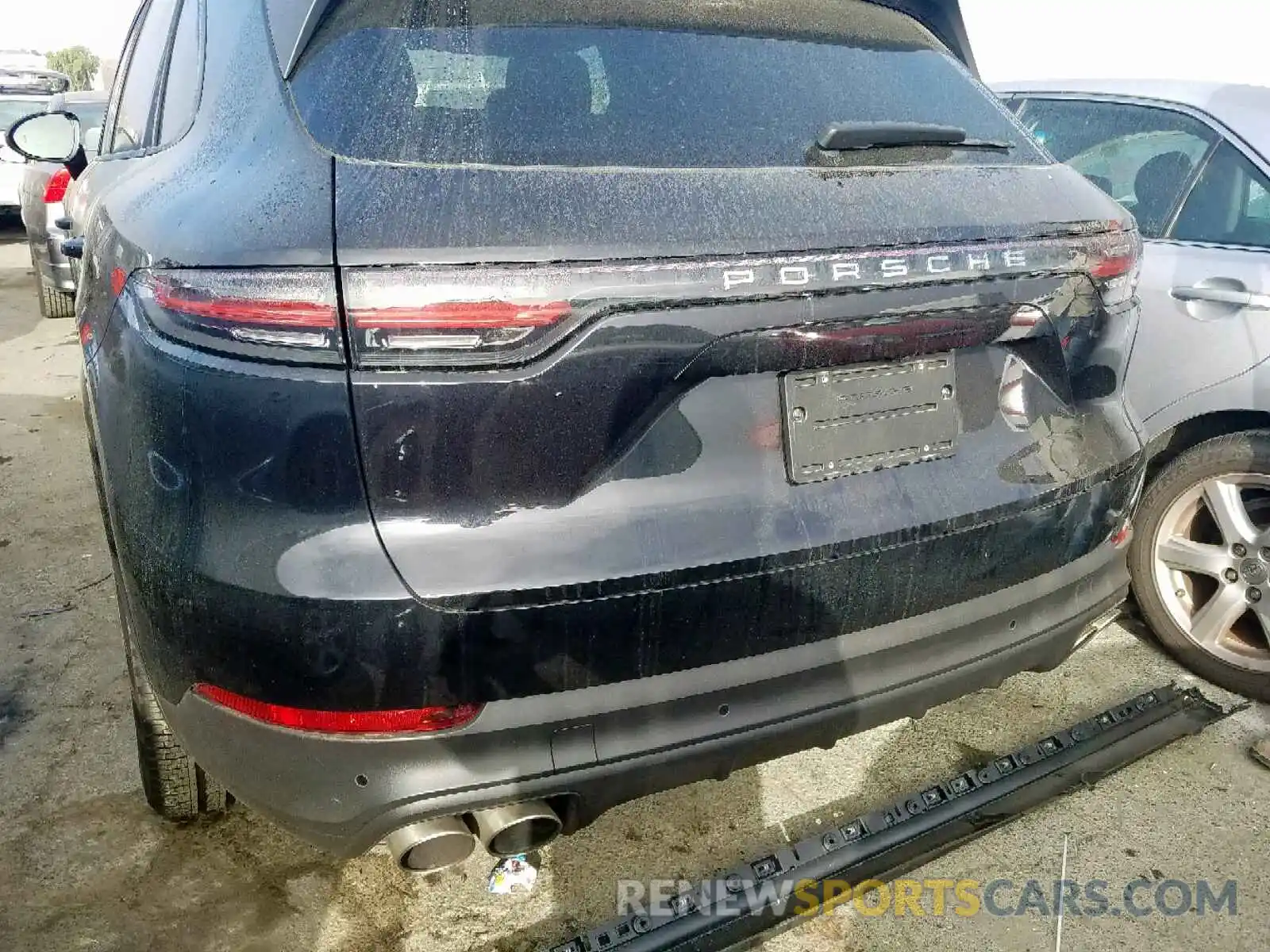 9 Photograph of a damaged car WP1AB2AY1KDA61754 PORSCHE CAYENNE S 2019