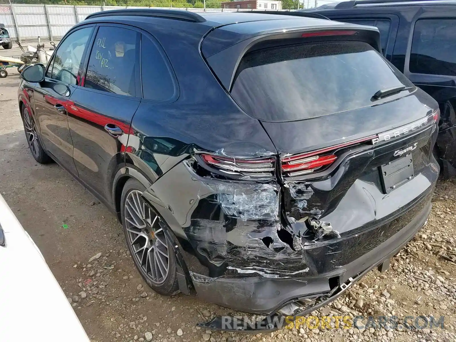 3 Photograph of a damaged car WP1AB2AY9KDA64563 PORSCHE CAYENNE S 2019