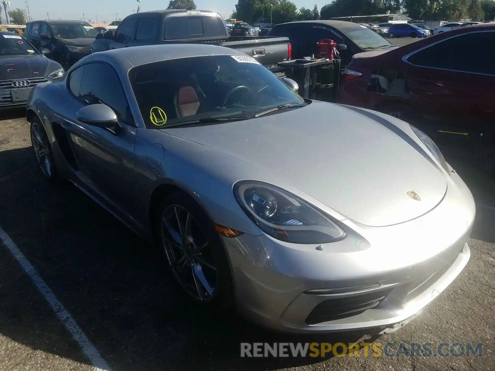 1 Photograph of a damaged car WP0AA2A85KS260595 PORSCHE CAYMAN 2019