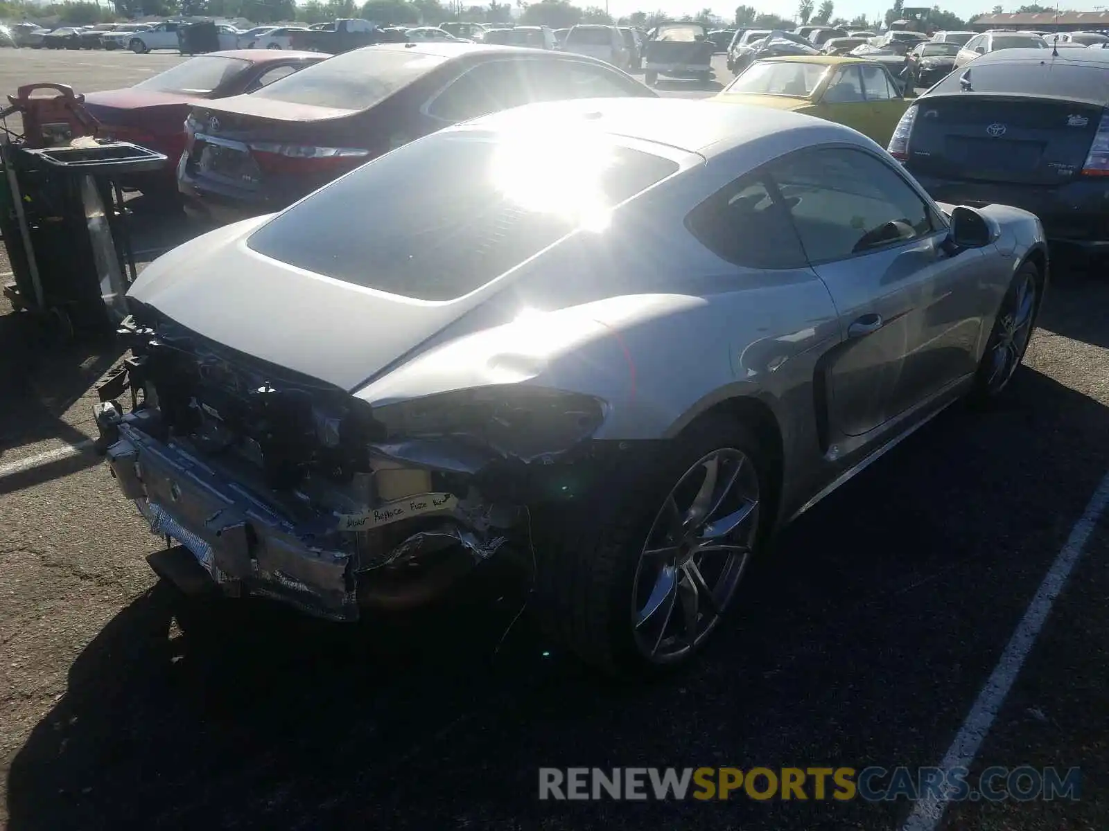 4 Photograph of a damaged car WP0AA2A85KS260595 PORSCHE CAYMAN 2019