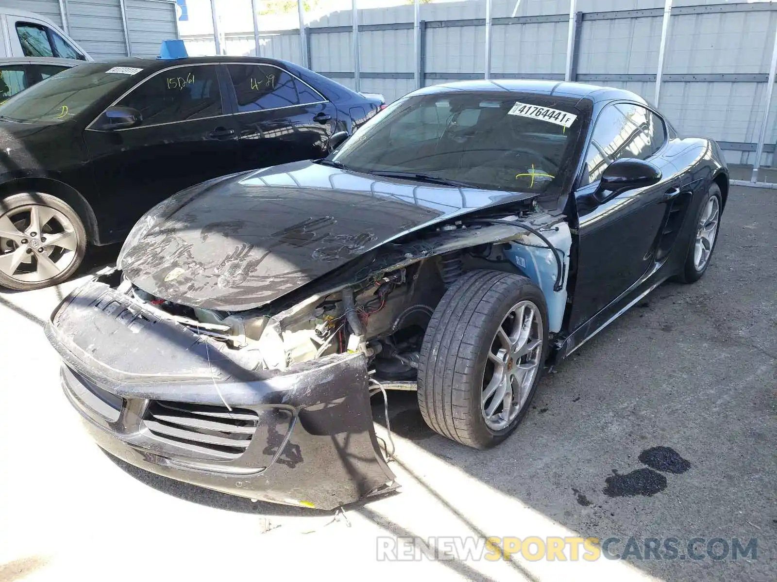 2 Фотография поврежденного автомобиля WP0AA2A89KS260244 PORSCHE CAYMAN 2019