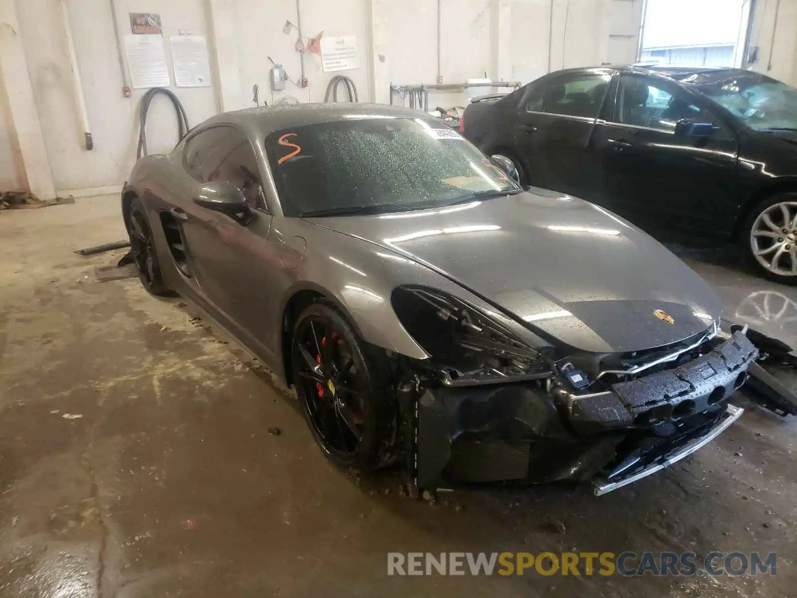 1 Photograph of a damaged car WP0AB2A86KS279007 PORSCHE CAYMAN 2019