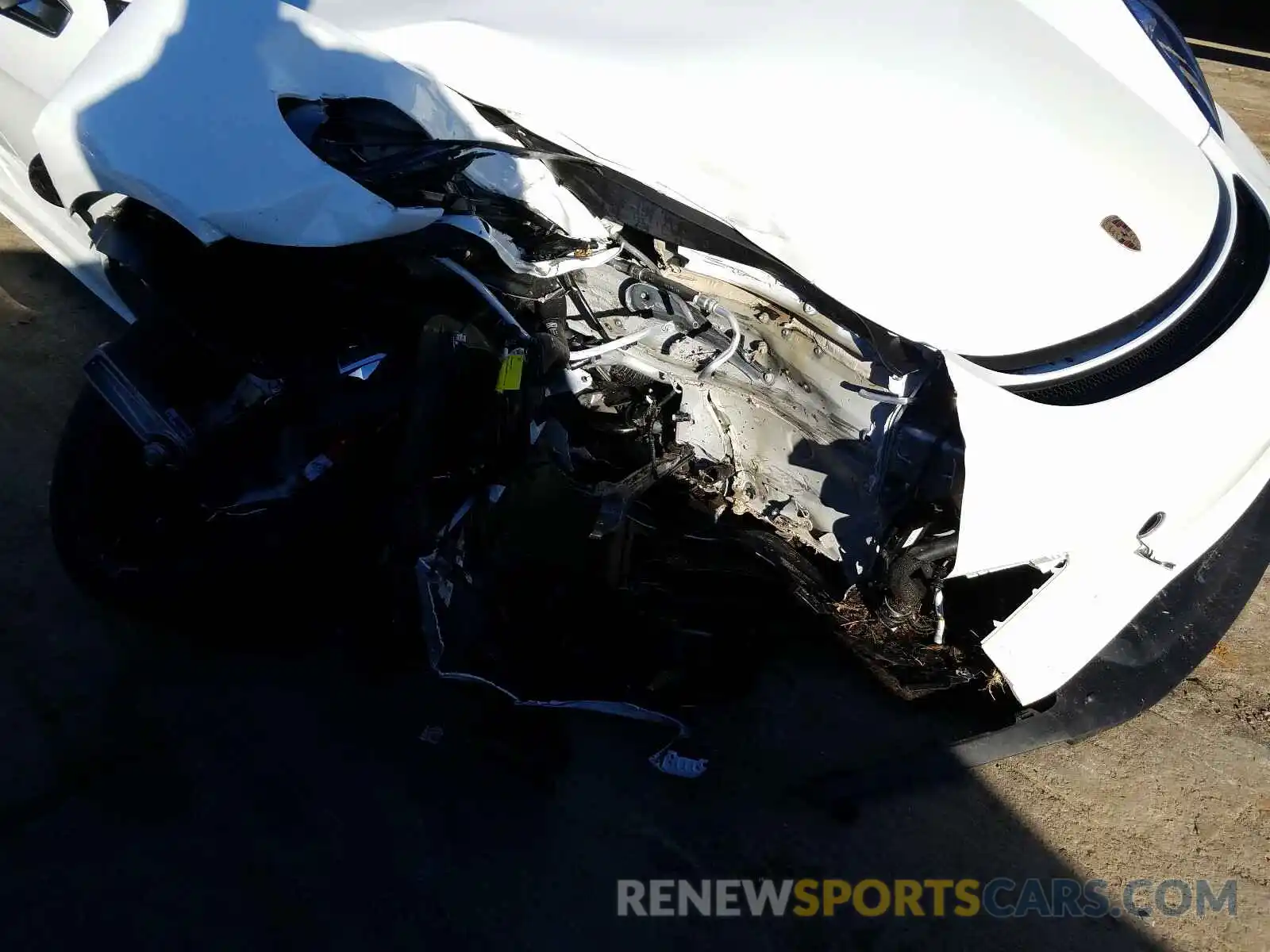 9 Photograph of a damaged car WP0AC2A85LK289364 PORSCHE CAYMAN 2020