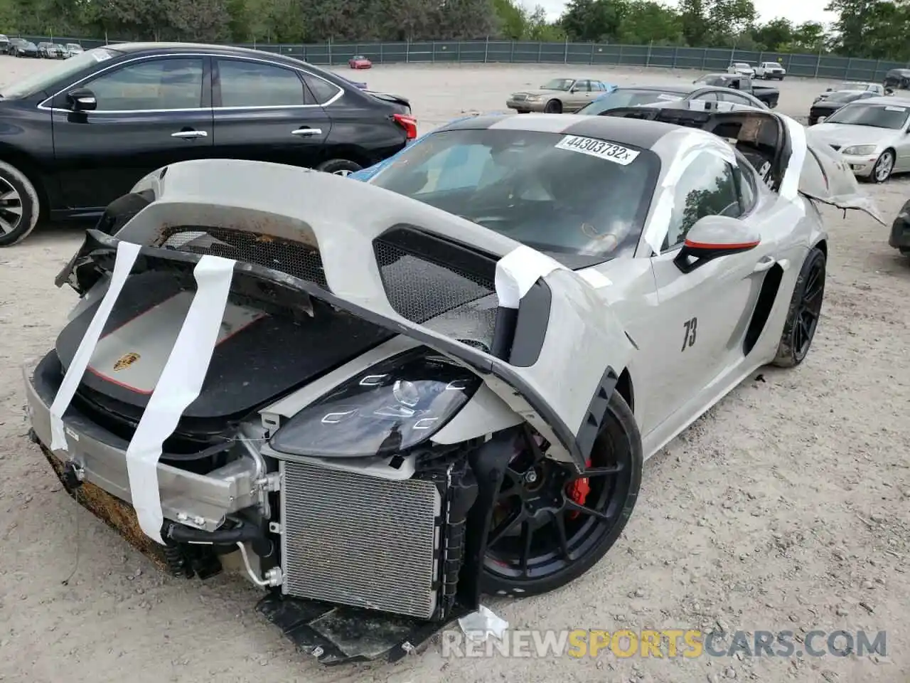 9 Photograph of a damaged car WP0AC2A89LS289139 PORSCHE CAYMAN 2020