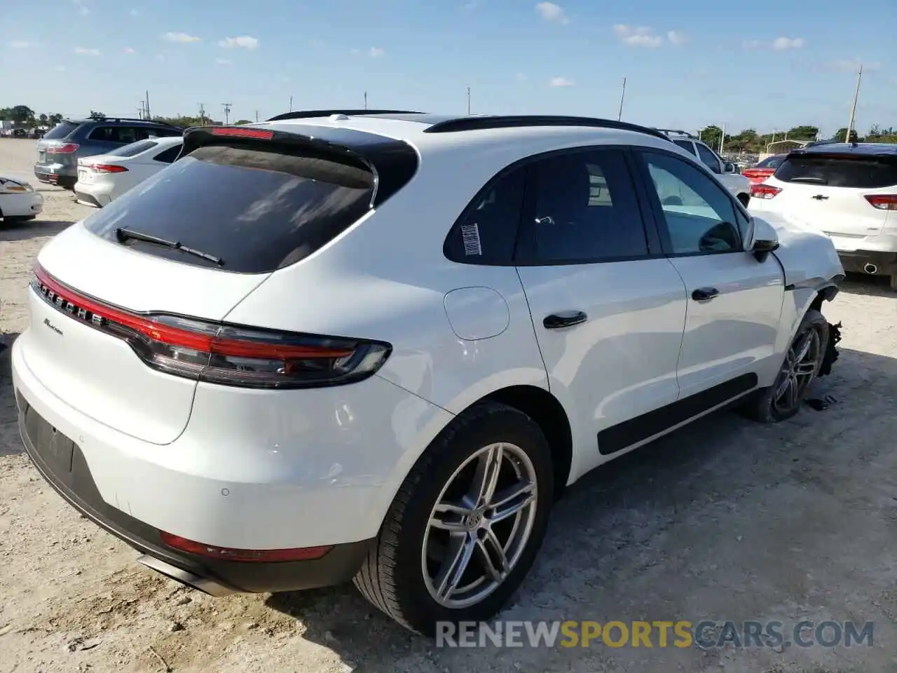 4 Photograph of a damaged car WP1AA2A50KLB01854 PORSCHE MACAN 2019